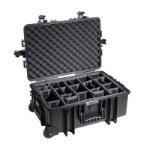 OUTDOOR resväska i svart med vadderade delare 535x360x225 mm Volume 42,8 L Model: 6700/B/RPD